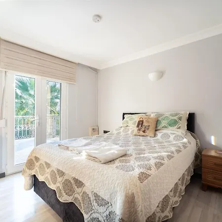 It Is Located In Ldeniz Neighborhood 빌라 *